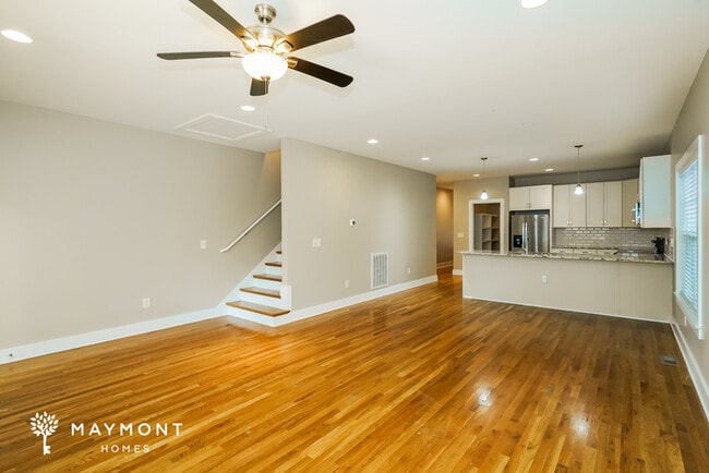 Photo - 2022B Greenwood Cir