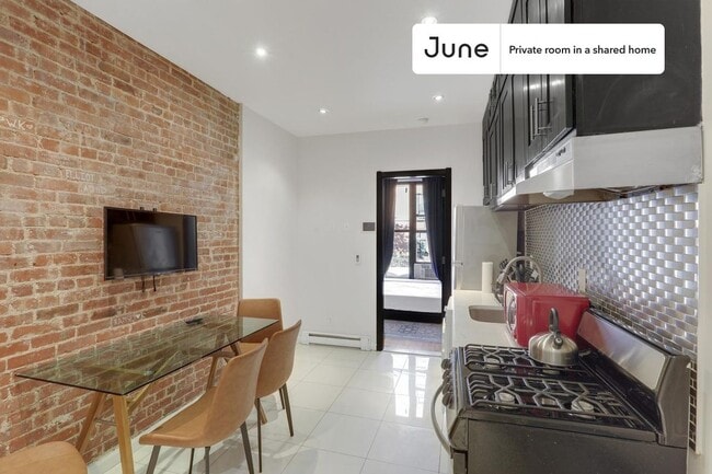 Photo - Room in Shared 4 bed/2 bath home Unidad A