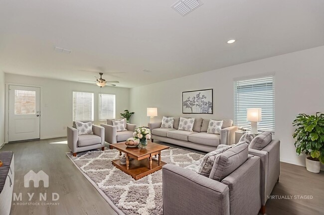 Photo - 2716 Ctr Crk Ln