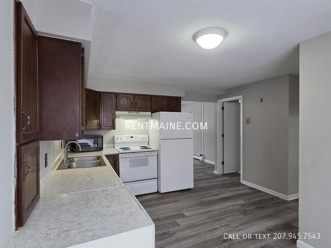 Photo - 166 Water St Unit 4