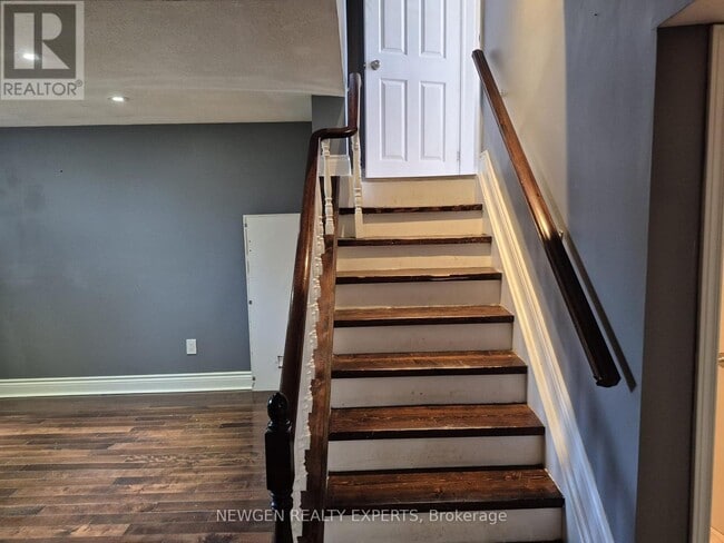 Photo - 512 Bloor St E