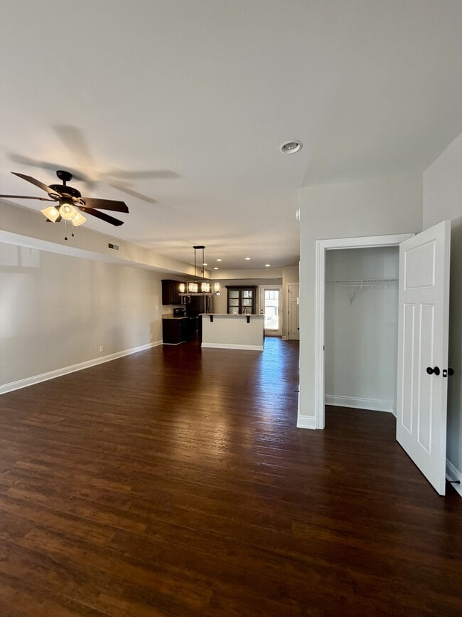 Photo - 127 Portico Street