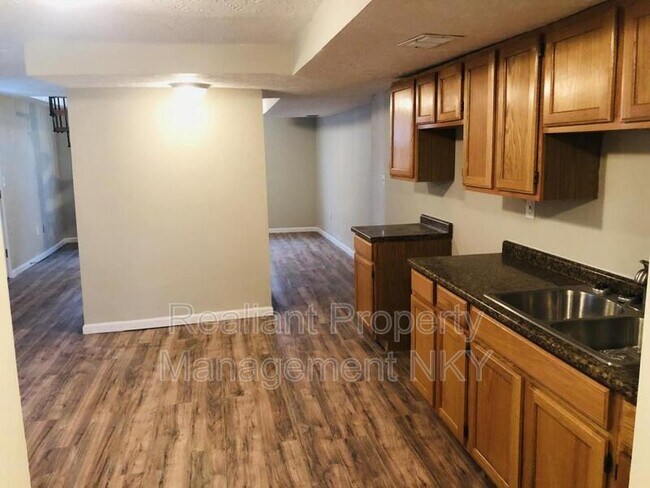 Photo - 1004 Greenup St