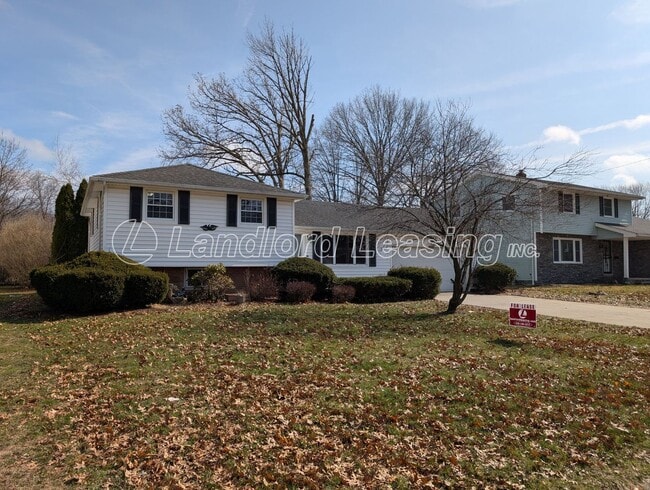Photo - Fully Remodeled Split-Level Home in Amherst Schools