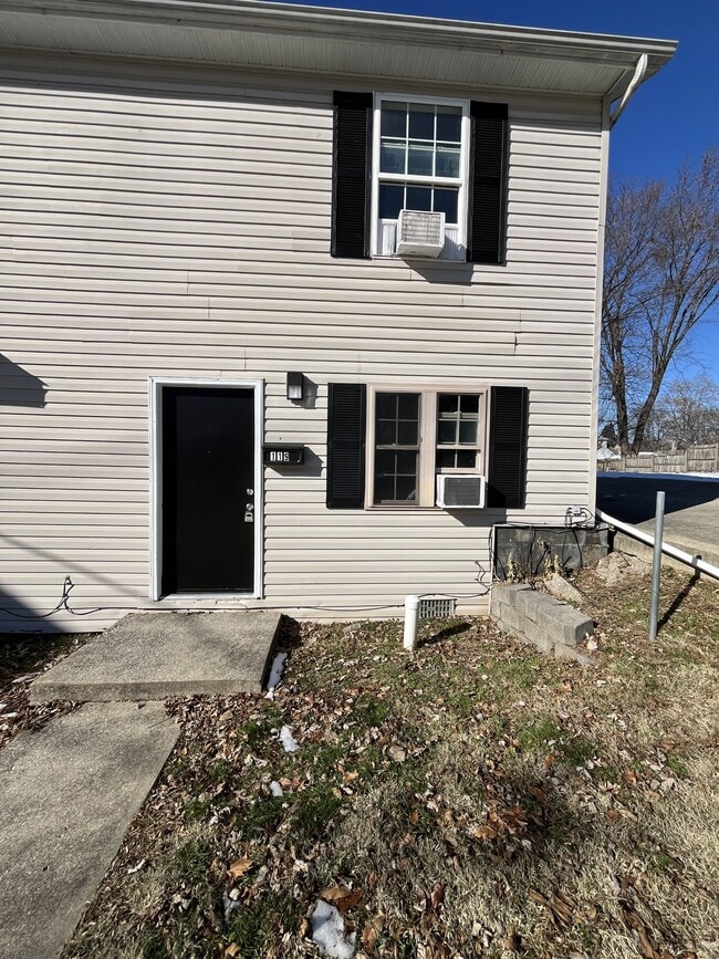 Building Photo - 119 S 8th St