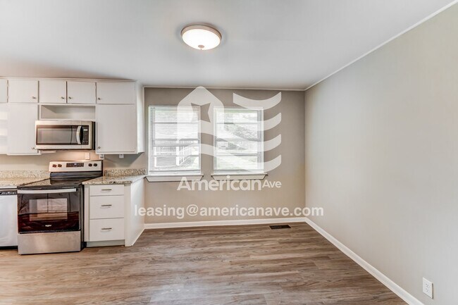 Photo - 3116 Cora Ave