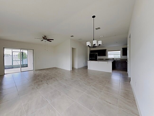 Photo - 4600 Glencrest Loop