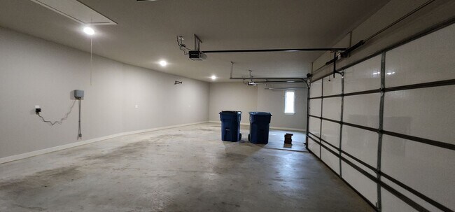 Photo - 3200 SW Hazelnut Ave