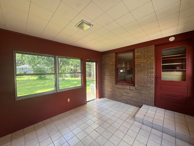 Photo - 3BR/1BA in Roseville Featuring A Sprawling Fenced Yard & An Attached Garage
