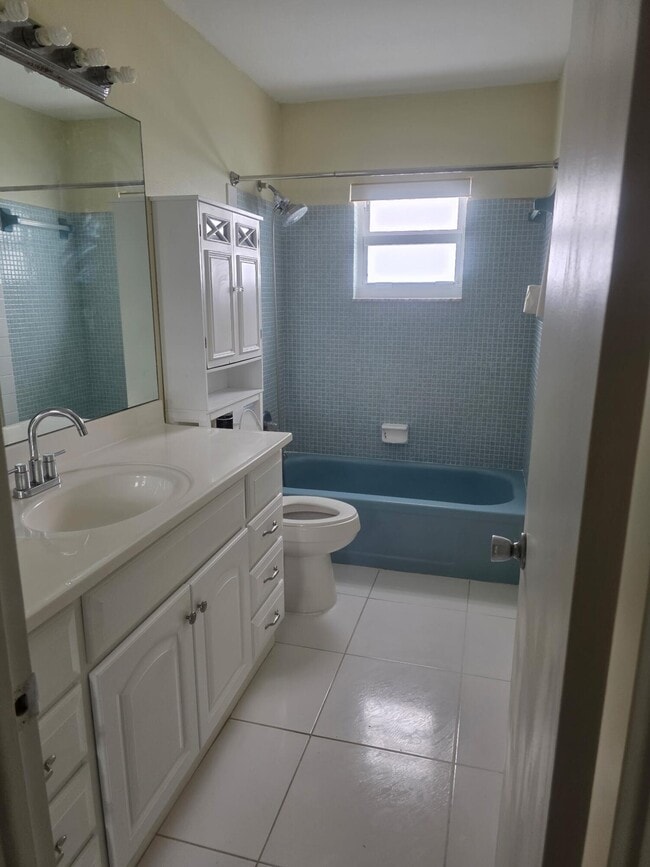 Photo - 1701 SW 16th St