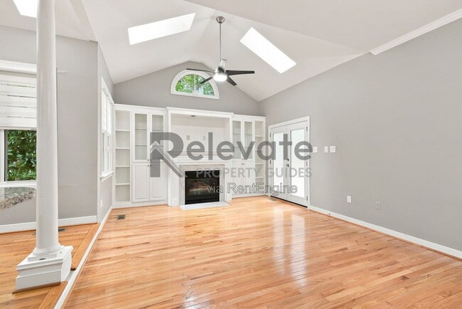 Photo - 6000 Sedgefield Rd