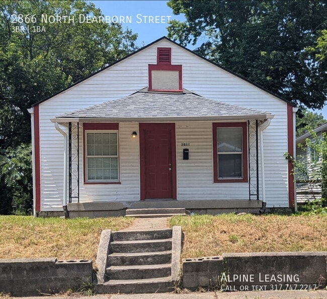 Building Photo - 2866 N Dearborn St Rental