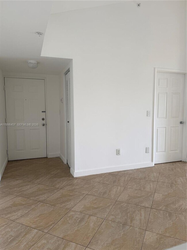 Photo - 2640 S University Dr Unit 308