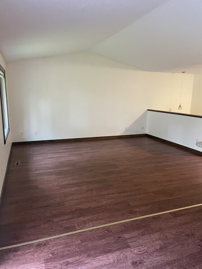 Photo - 16205 Franklin Trail SE