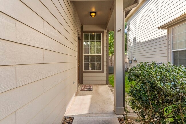 Photo - 239 Bloomhill Pl