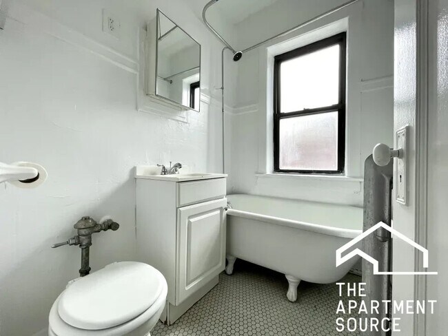 Photo - 3312 W Schubert Ave Unit 3312 West Schubert Avenue