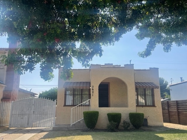 Building Photo - 3621 Cimarron St Rental