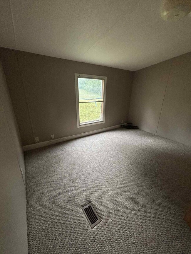 Photo - 132 Gantt Rd