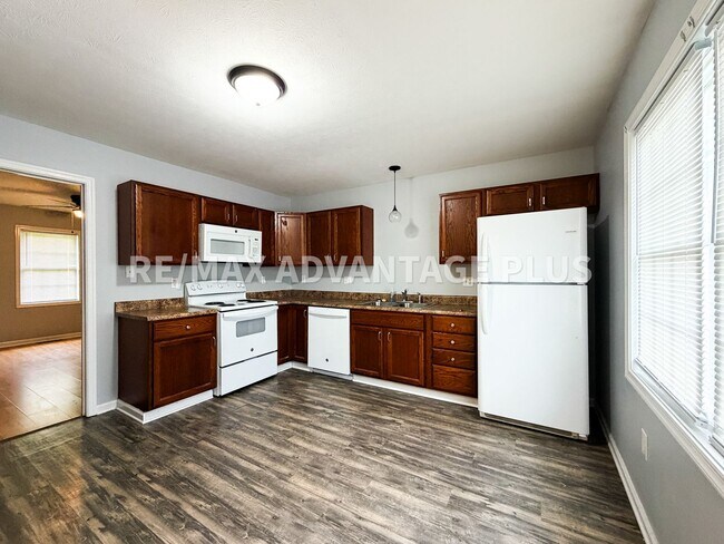 Building Photo - 118 E Osborn Rd Unit A