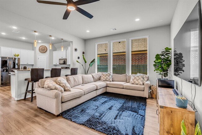 Photo - 17330 Hartford Field Ln