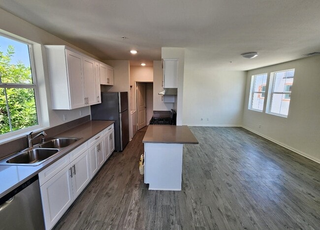 Building Photo - Casa Cienega Rental