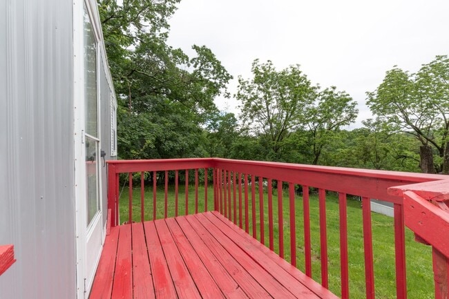 Photo - 2 Bed/1 Bath Trailer in Berkeley Springs House