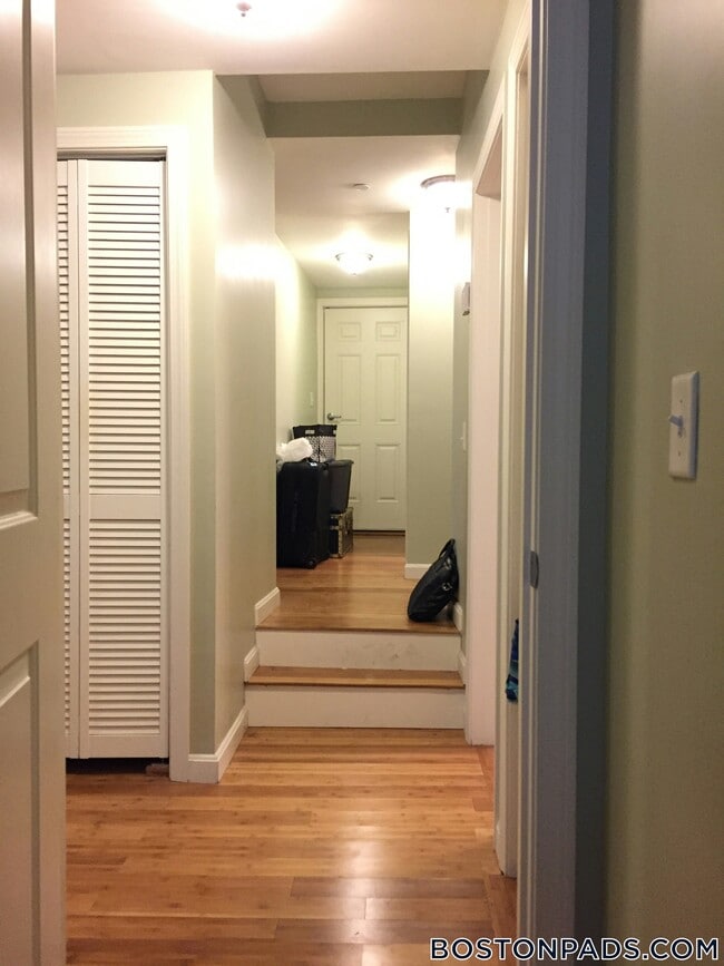 Photo - 35 Forbes St Unit 1