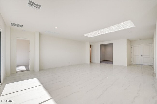 Photo - 555 Jerry Bird Ct