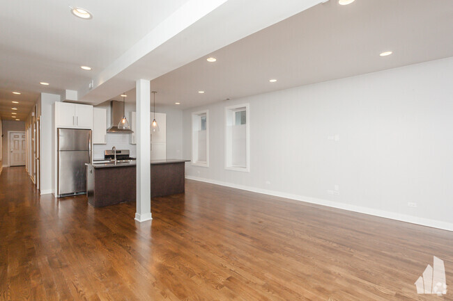 Building Photo - 2014 N Wolcott Ave Unit 1F Rental