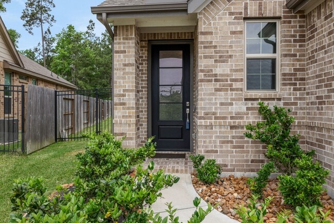 Photo - 4933 Chester Lk Ln