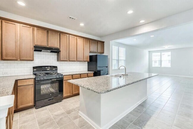 Photo - 1628 Arbor Knot Dr