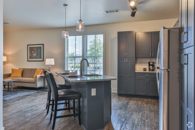 1BR, 1BA