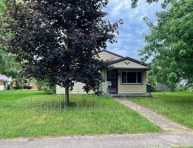 Photo - 709 E Seventh St