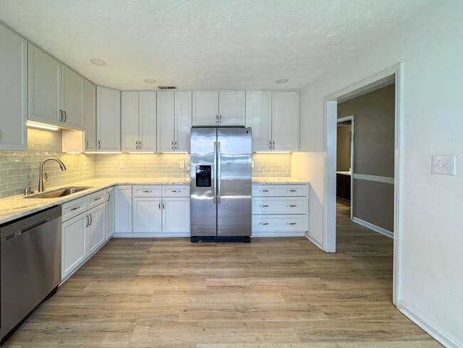 Photo - 5578 Windy Knoll Pl