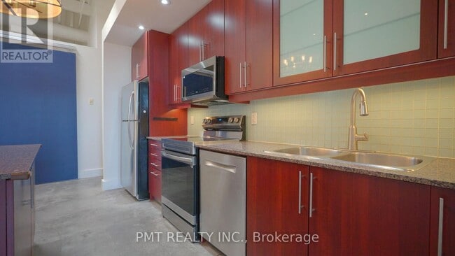 Photo - 550 Hopewell Ave Unit 302
