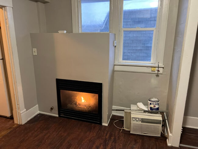 Photo - 1605 N Madison St Unit 8