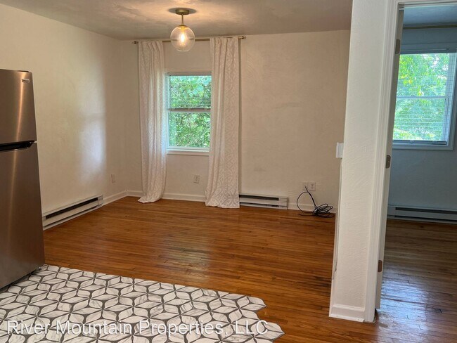 Photo - 2 br, 1 bath House - 307 B Ellett Road