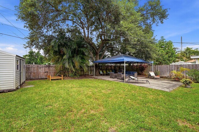 Photo - North 31st Avenue, Hollywood, FL 33021 - 3 BR 2 BA house