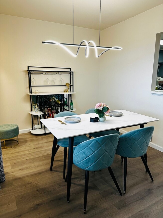 Photo - 602 Lakeview Cir SE Unit H