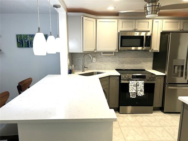 Photo - 4211 Stratford Dr Unit 4211