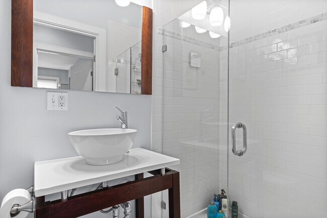 Photo - 152 Old Colony Ave Unidad 9 Rental