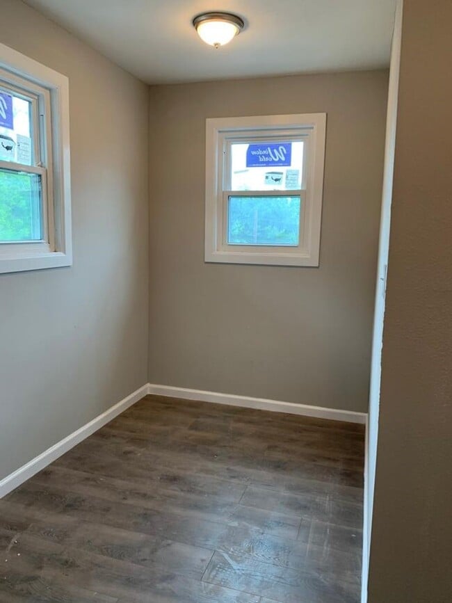 Photo - 211 E Sterling Ave Unit 4