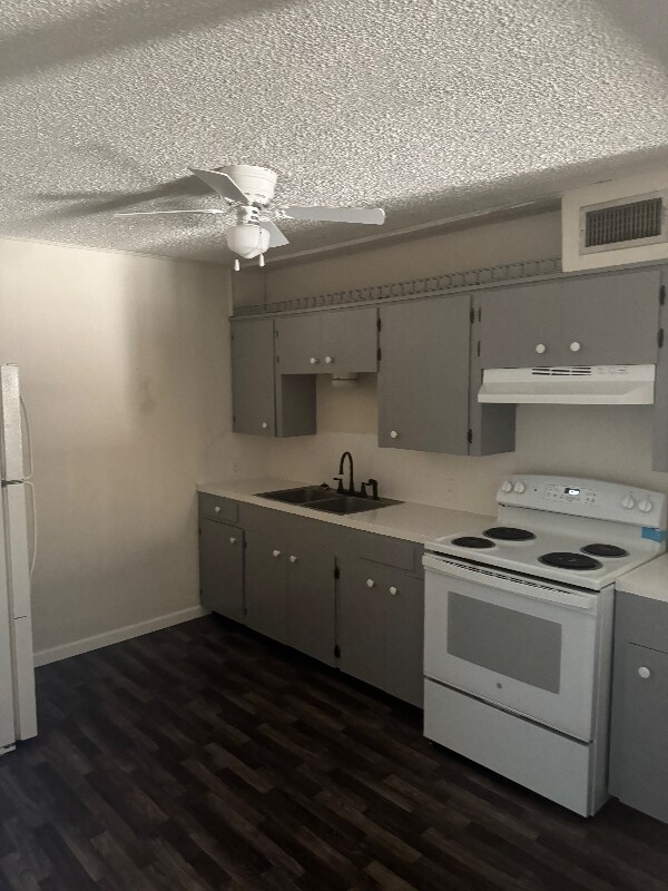 Photo - 110 Farm to Market 82 Unidad 12