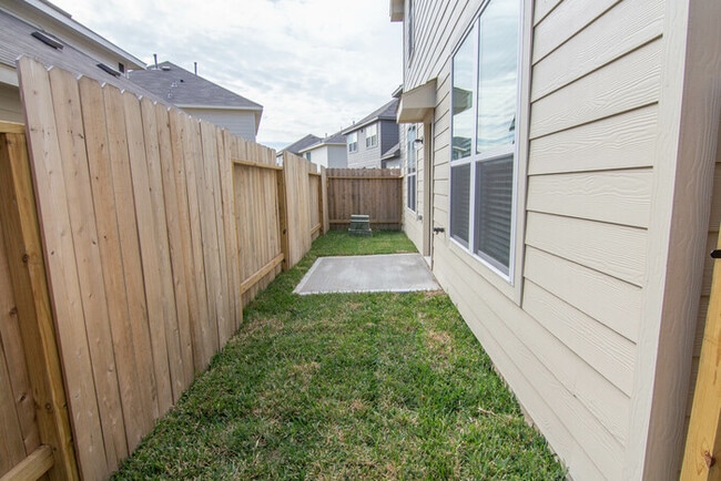 Photo - 5522 Tobins Gully Dr