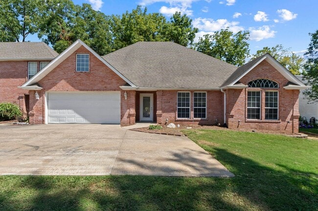 Building Photo - 1226/1228 Brookshire Rd Unit 1228