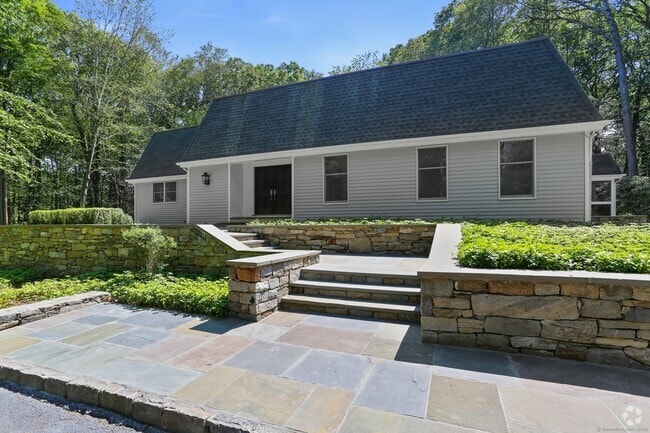 Building Photo - 82 Rilling Ridge Rental