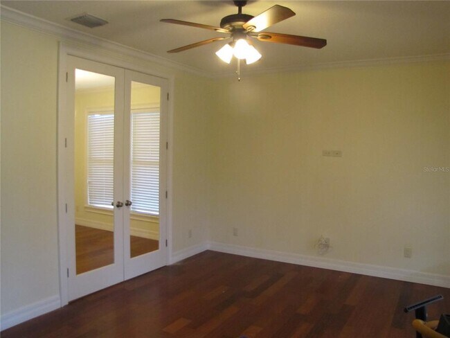 Photo - 405 W Park Ave