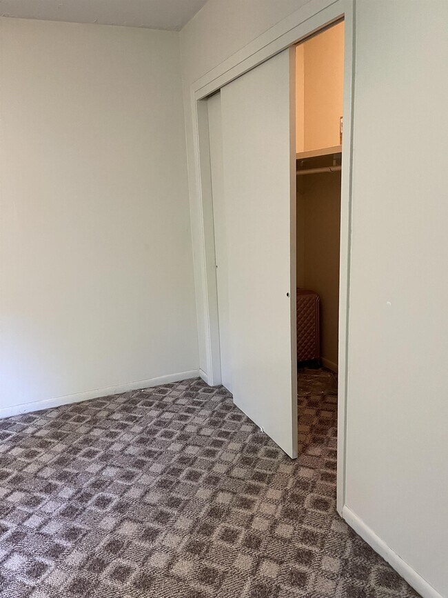 Photo - 126 N Meyers Dr