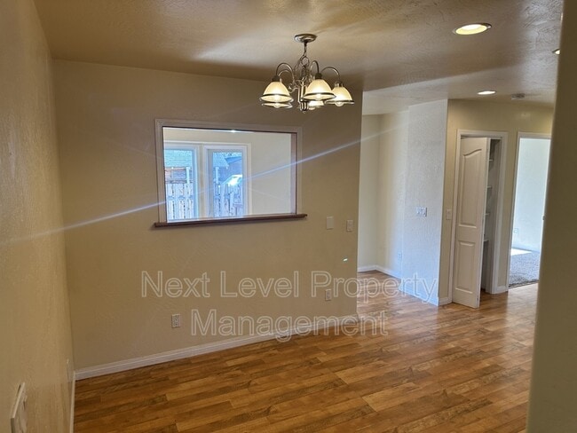 Photo - 626 1/2 7th Ave W - 1