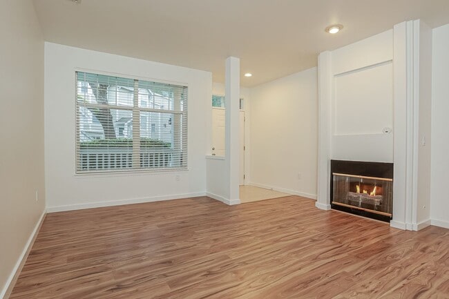 Photo - Newly Remodeled 3 bed 2.5 bath Townhome for Rent in Willow Grove Community